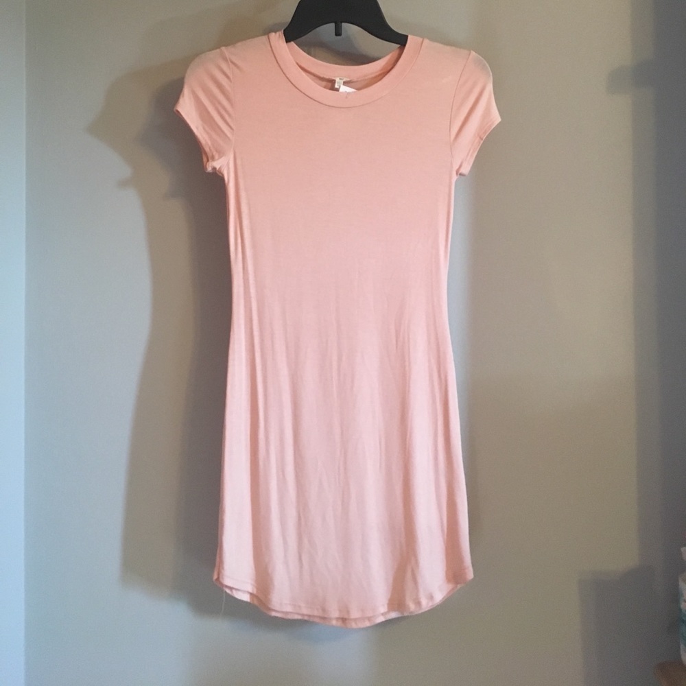🌺 2/$18 - pretty Pink Casual mini Dress